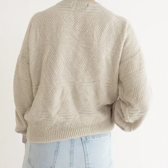 Vintage Gioni Beige Textured Knit Crewneck Sweater Minimalist Neutral Classic M - Picture 2 of 9